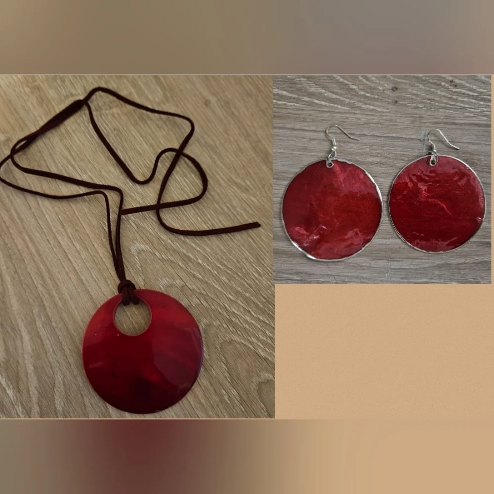 Necklace & earring bundle - Picture 1 of 3
